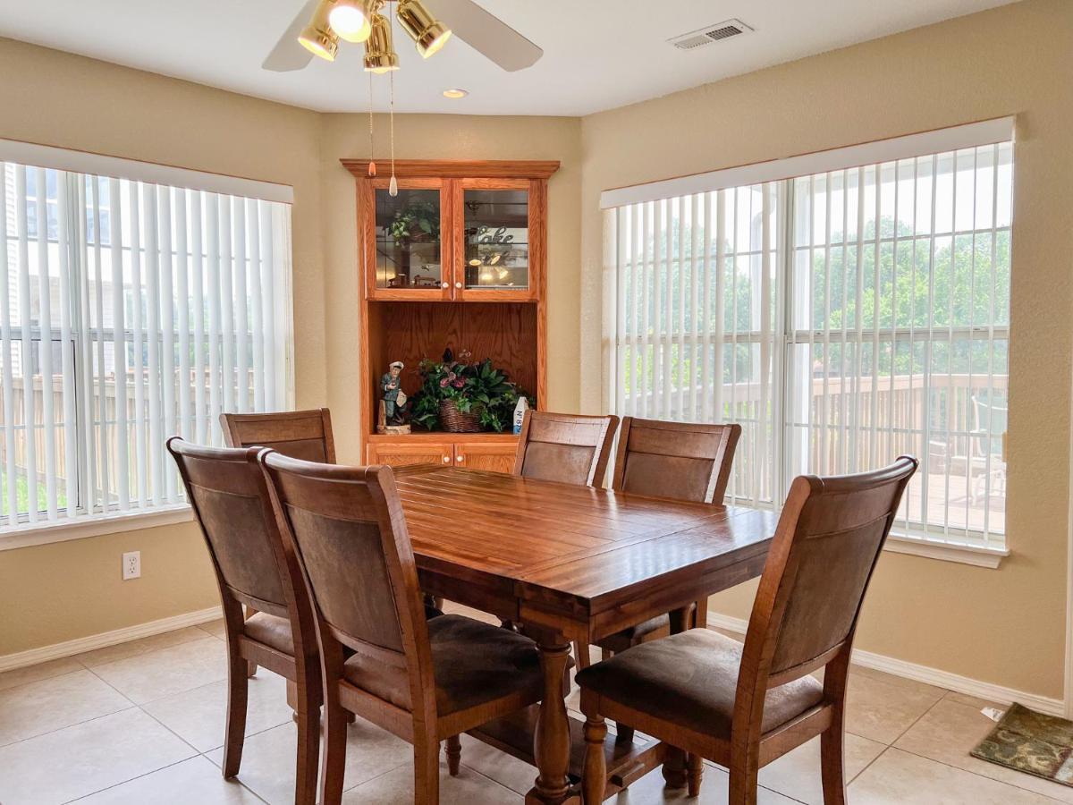 Lake Front 2Br Walk-In With Large Deck - Free Tickets Included - 79-1 ブランソン エクステリア 写真