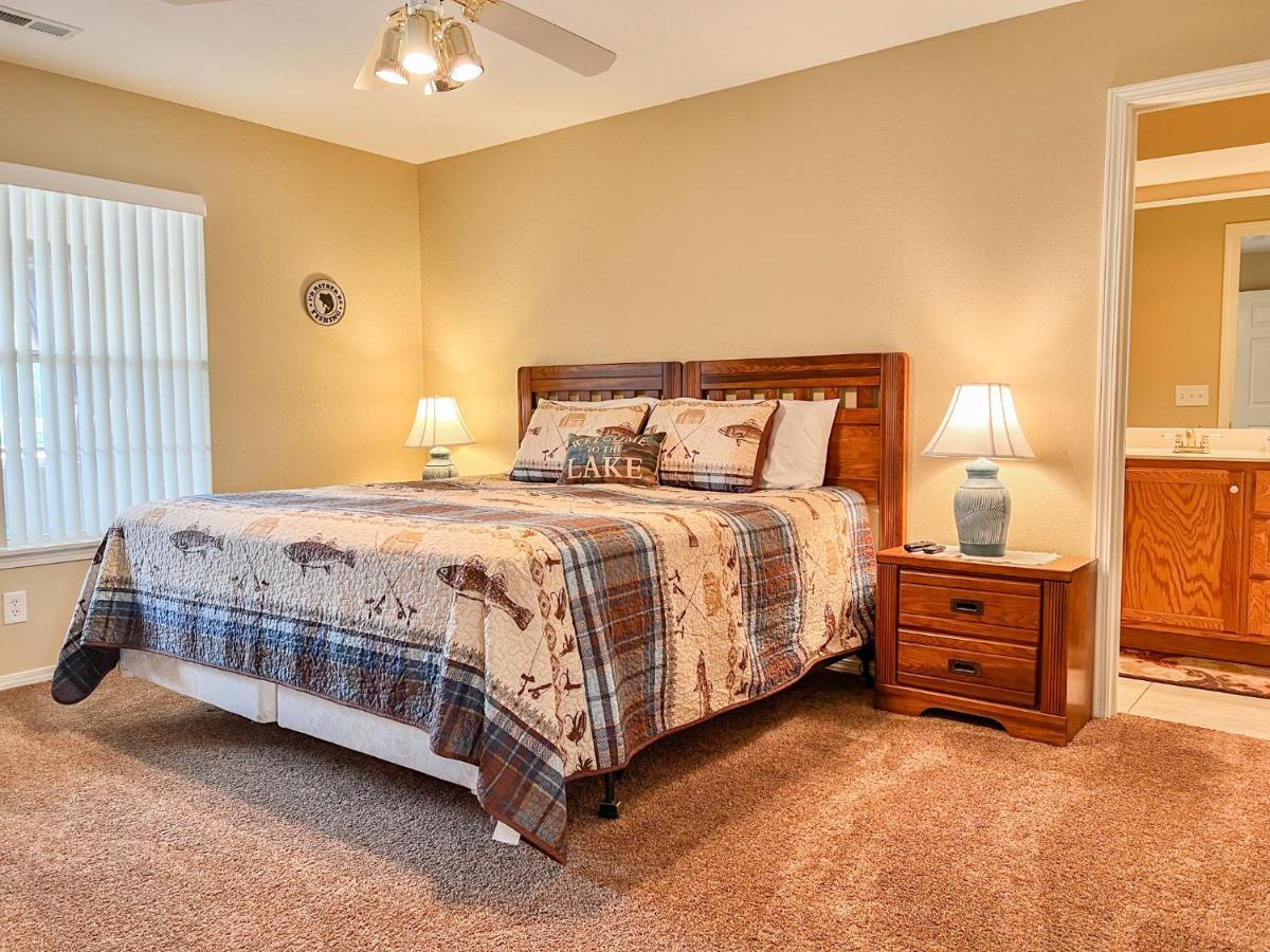 Lake Front 2Br Walk-In With Large Deck - Free Tickets Included - 79-1 ブランソン エクステリア 写真